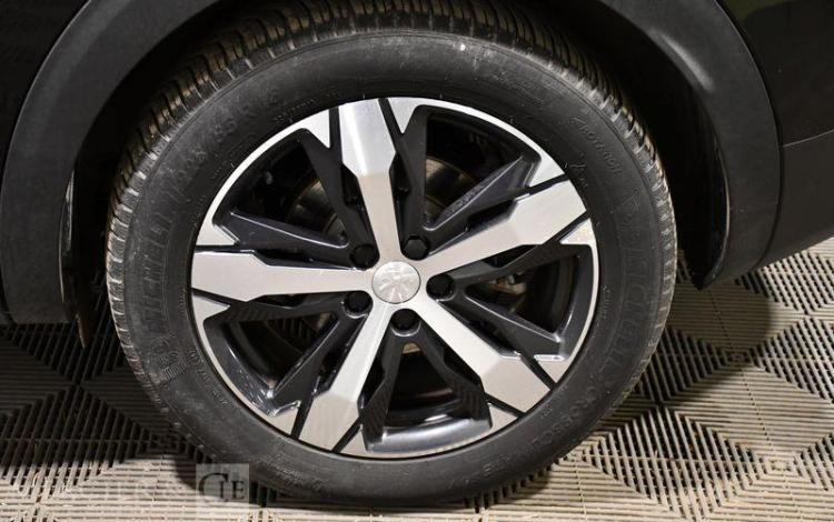 PEUGEOT 3008 ALLURE PACK NOIR GF-724-GJ