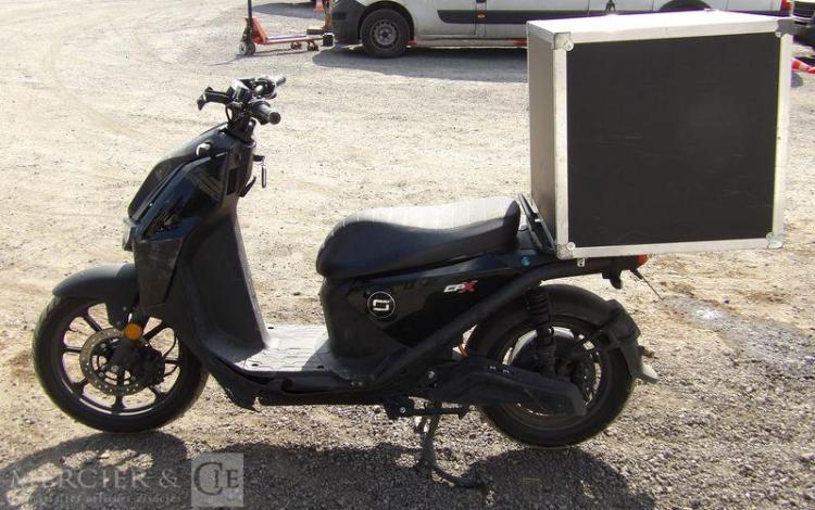 SUPER SOCO SCOOTER CPX 50CM3 – ELECTRIQUE – 10528 KMS – ANNEE 2022  GG-027-RD
