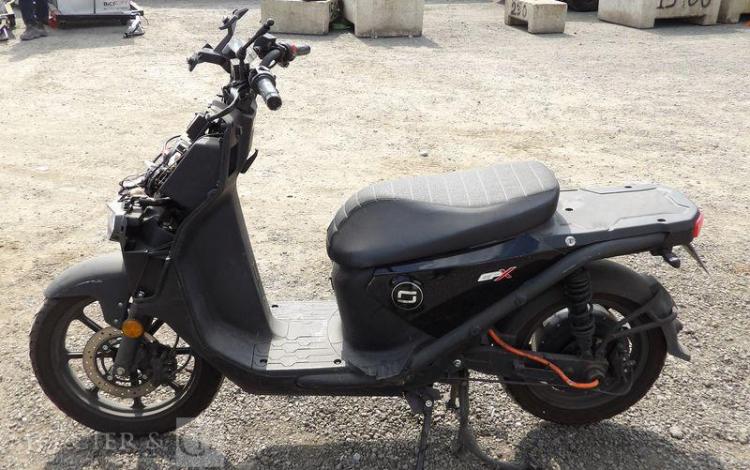 SUPER SOCO SCOOTER CPX 50CM3 ELECTRIQUE – ANNEE 2022  GG-386-RB