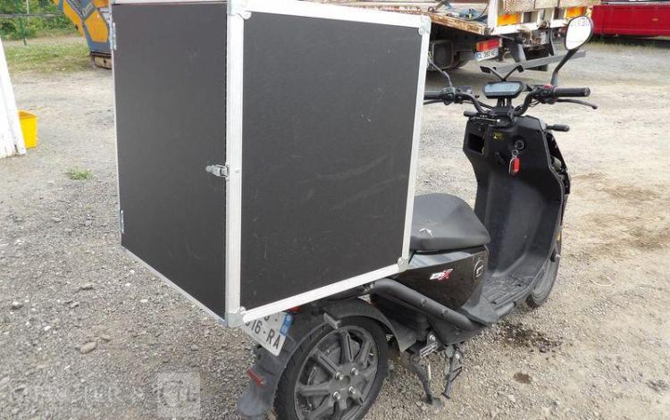 SUPER SOCO SCOOTER  CPX 50CM3 ELECTRIQUE – 8309 KMS – ANNEE 2022  GG-916-RA