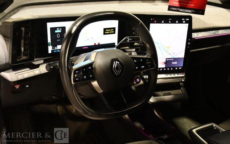 RENAULT MEGANE E-TECH TECHNO EV60 22CH BLANC GG-956-XG