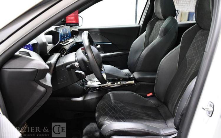 PEUGEOT 2008 -E GT PACK BLANC GJ-229-RK