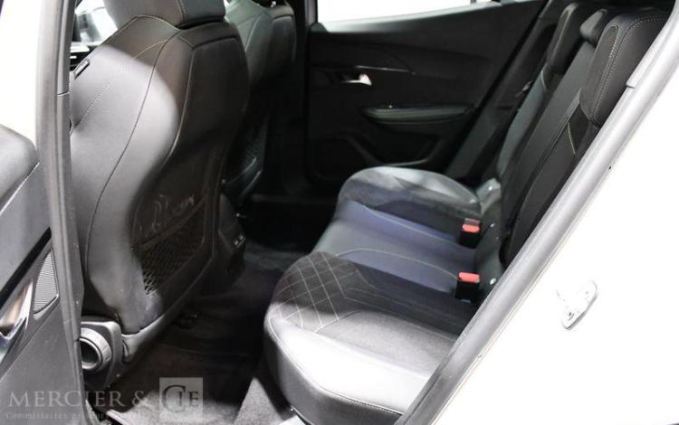 PEUGEOT 2008 -E GT PACK BLANC GJ-229-RK