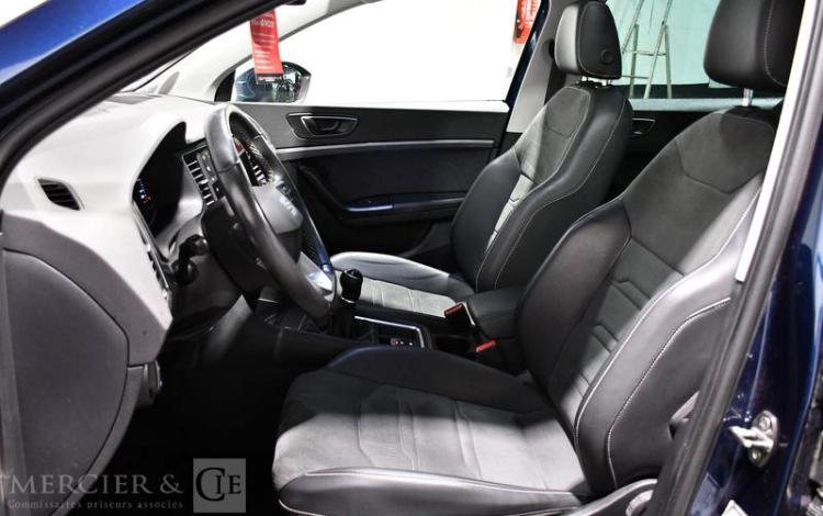 SEAT ATECA BLEU GJ-676-CG