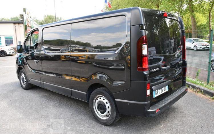 RENAULT TRAFIC GCF L2H1 3T BLUE 2.0 DCI 130 BVM6 NOIR GK-707-QA