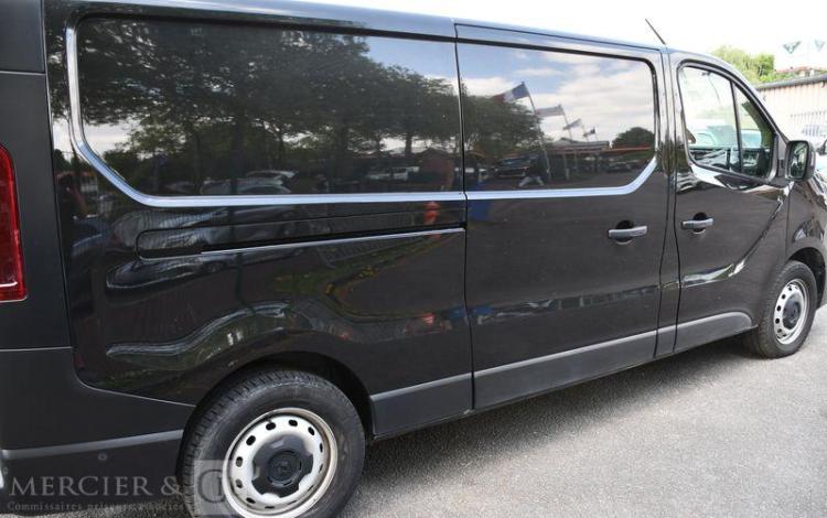 RENAULT TRAFIC GCF L2H1 3T BLUE 2.0 DCI 130 BVM6 NOIR GK-707-QA