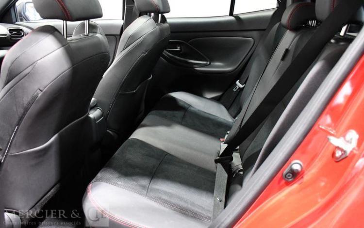 TOYOTA YARIS CROSS 1.5 114H 90 HYBRID FULL-HYBRID 0.8KWH GR-SPORT ROUGE GL-207-NB