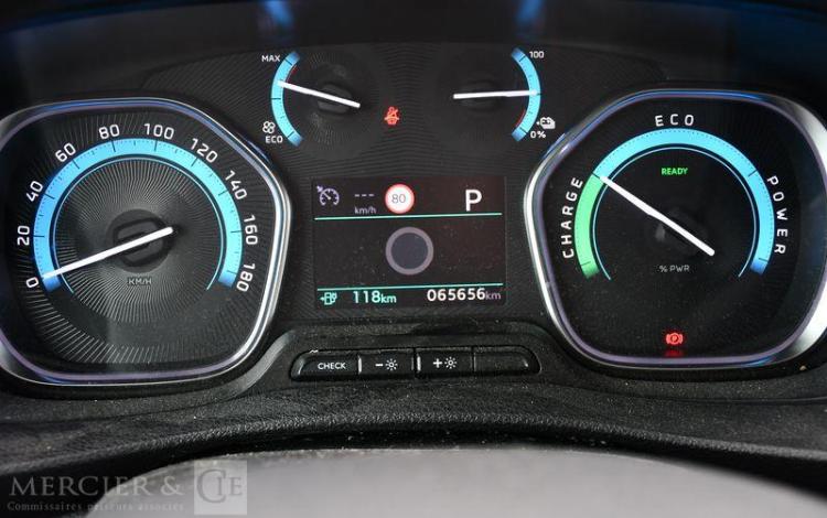 FIAT e-SCUDO FOURGON ELECTRIC 135 77PPM 50KWH STANDARD PRO LOUNGE BLANC GL-413-LN
