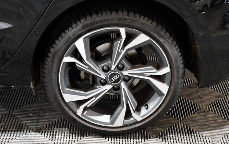 AUDI A3 SPORTBACK 2.0 35 TDI 150 S-LINE S-TRONIC NOIR GL-418-FC