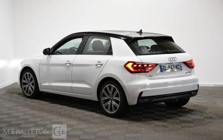 AUDI A1 SPORBACK 30 TFSI 110CH S TRONIC 7 ADVANCED BLANC GL-547-KC