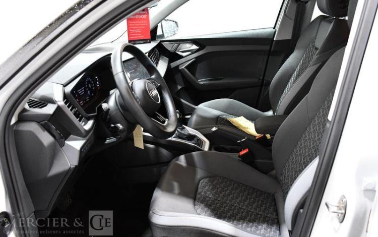 AUDI A1 SPORBACK 30 TFSI 110CH S TRONIC 7 ADVANCED BLANC GL-547-KC