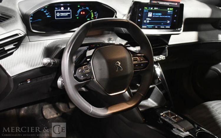 PEUGEOT e-2008 STYLE ORA GL-701-JR