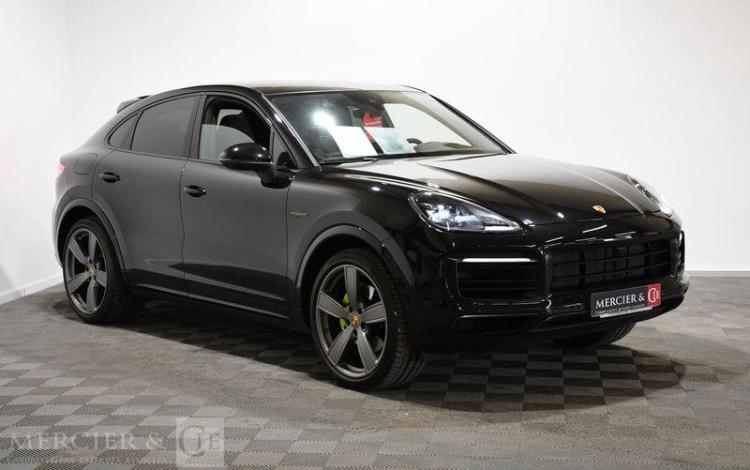 PORSCHE CAYENNE COUPE NOIR GL-738-RA