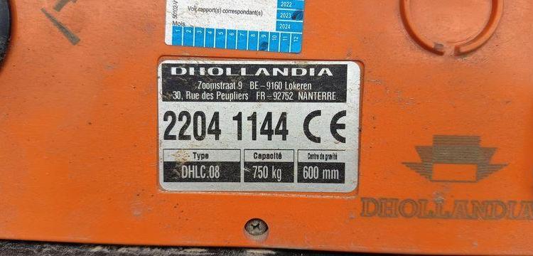 IVECO SDAILY 35C16 AVEC CAISSE ET HAYON DHOLLANDIA – DIESEL – 24720 KMS – ANNEE 2023 BLANC GM-123-AM