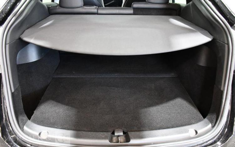 TESLA MODEL-Y 300 60KWH STANDARD-RANGE BVA NOIR GM-463-ZW