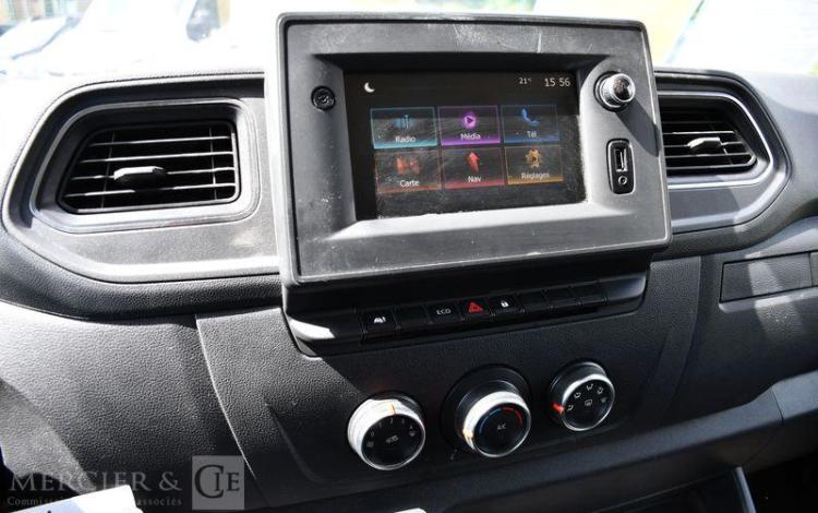 RENAULT MASTER FOURGON 2.3 DCI 135 35 L2H2 GRAND-CONFORT BLANC GN-956-MR