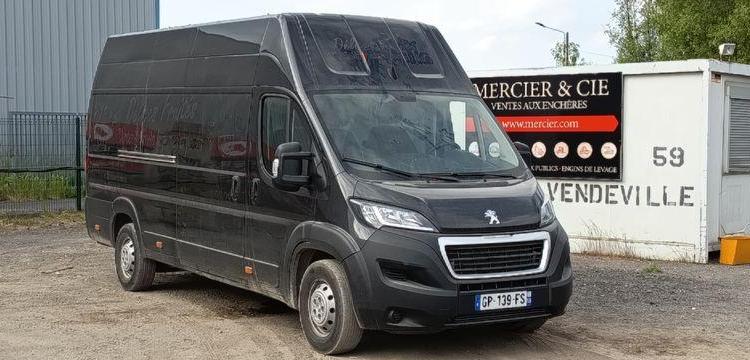 PEUGEOT BOXER 3 PHASE 3 FOURGON 2,2 BLUEHDI 16V FOURGON LONG SURELEVE S&S 165 CV NOIR GP-139-FS