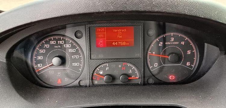 PEUGEOT BOXER 3 PHASE 3 FOURGON 2,2 BLUEHDI 16V FOURGON LONG SURELEVE S&S 165 CV NOIR GP-139-FS
