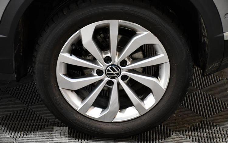 VOLKSWAGEN T-ROC GRIS GP-166-SQ