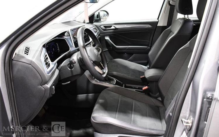 VOLKSWAGEN T-ROC GRIS GP-166-SQ
