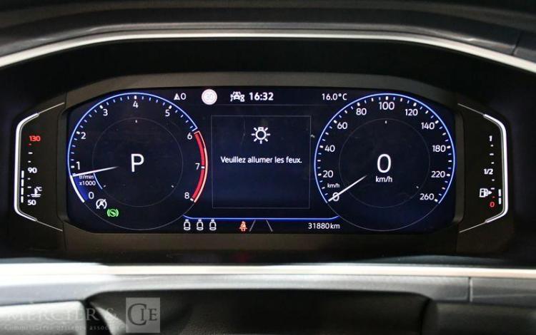VOLKSWAGEN T-ROC GRIS GP-166-SQ