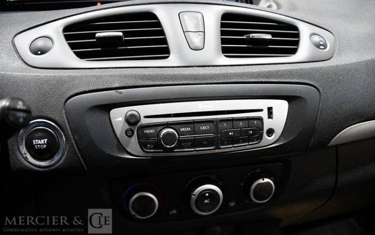 RENAULT SCENIC 1,5 DCI 95 PEPITE BLANC GP-359-XG