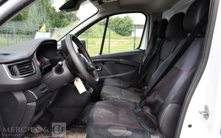 RENAULT TRAFIC FOURGON 2.0 BLUEDCI 130 30 L2H1 GRAND-CONFORT BLANC GP-907-XJ