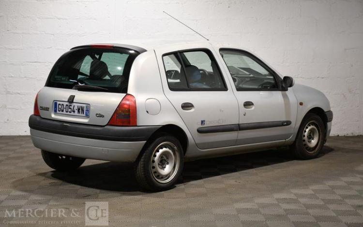 RENAULT CLIO 1,4 75 RXE GRIS GQ-054-WN