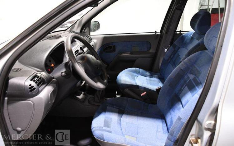 RENAULT CLIO 1,4 75 RXE GRIS GQ-054-WN