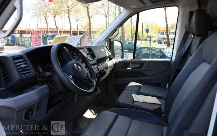 VOLKSWAGEN CRAFTER VAN 30 L3H3 11M3 TRAC 2,0 TDI BLEU GQ-298-MD
