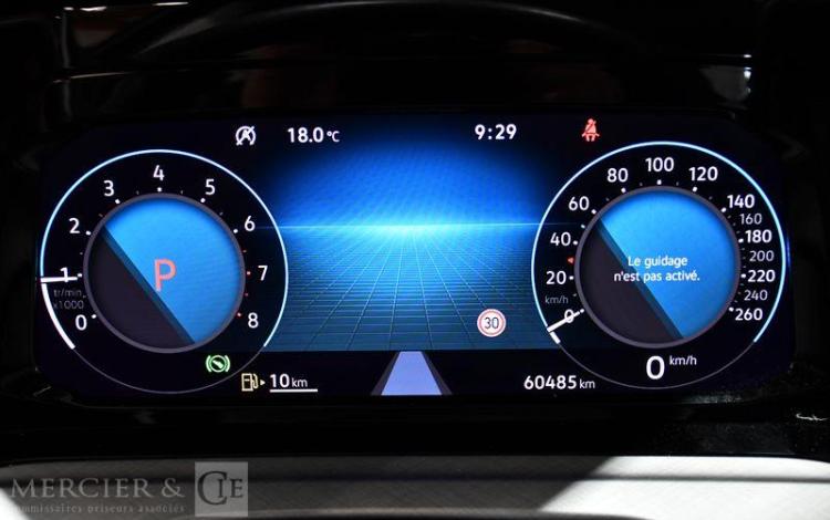 VOLKSWAGEN GOLF GRIS GQ-443-XH