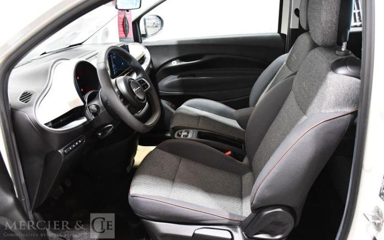 FIAT 500 24 kwh ICONE BLANC GR-879-RN