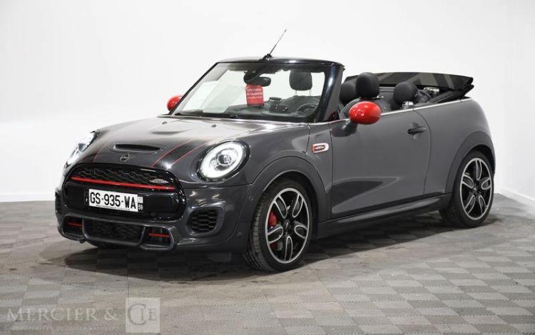 MINI COOPER CABRIOLET JCW 231CH BVA8 GRIS GS-935-WA