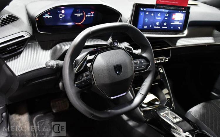 PEUGEOT 2008 ALLURE PURE TECH GRIS GT-207-HC