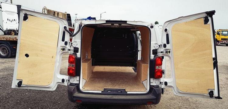 FIAT e-SCUDO 75KWH 6,1 LONG BUSINESS – ELECTRIQUE 7647 KMS – ANNEE 2023 BLANC GT-343-HS