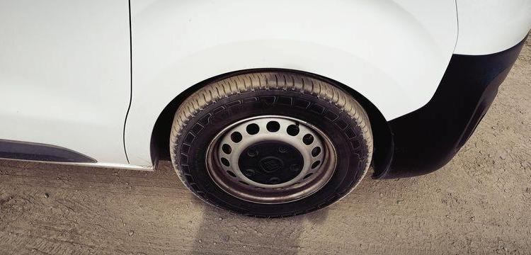 FIAT e-SCUDO 75KWH 6,1 LONG BUSINESS – ELECTRIQUE 7647 KMS – ANNEE 2023 BLANC GT-343-HS