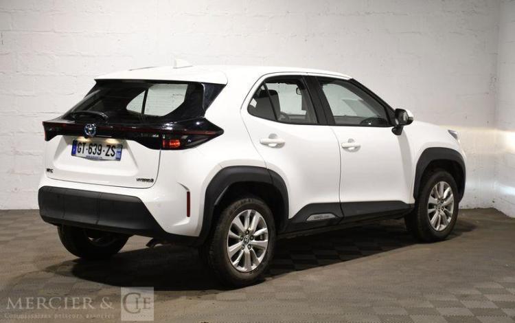 TOYOTA YARIS CROSS PRO HYBRIDE MY22 116H 2WD DYNAMIC BUSINESS BLANC GT-639-ZS