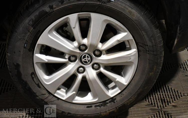 TOYOTA YARIS CROSS PRO HYBRIDE MY22 116H 2WD DYNAMIC BUSINESS BLANC GT-639-ZS