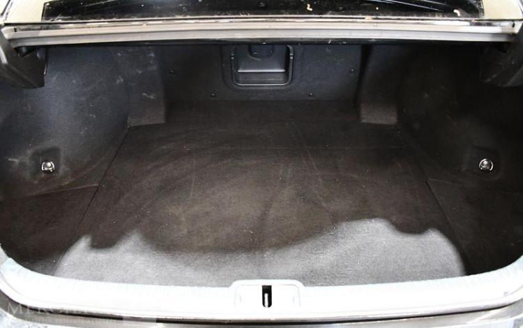 LEXUS ES 300H NOIR GT-642-HT