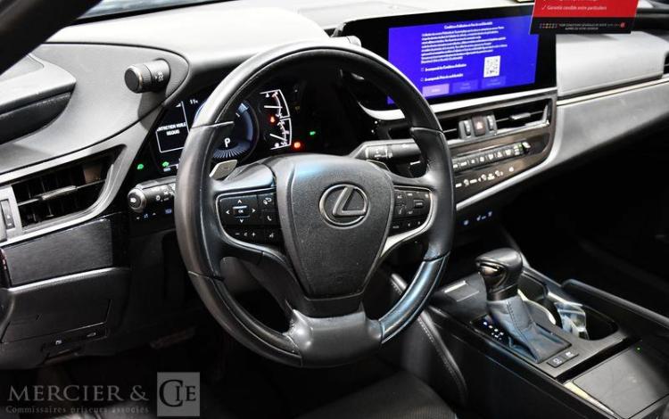 LEXUS ES 300H NOIR GT-642-HT