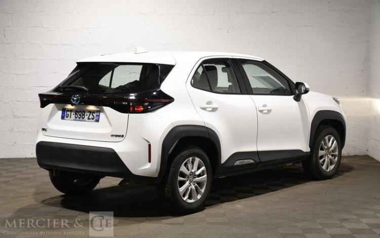 TOYOTA YARIS CROSS PRO HYBRIDE MY22 116H DY BLANC GT-698-ZS