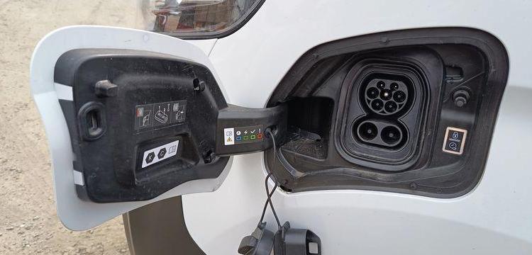 FIAT e-SCUDO 75 KWH 6,1 LONG BUSINESS ELECTRIQUE 11797 KMS – ANNEE 2023 BLANC GT-767-HT