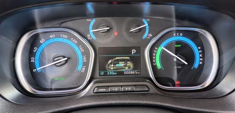 FIAT e-SCUDO 75 KWH 6,1 LONG BUSINESS BLANC GT-867-HT