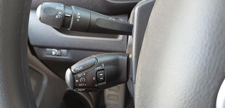 FIAT e-SCUDO 75 KWH 6,1 LONG BUSINESS BLANC GT-867-HT