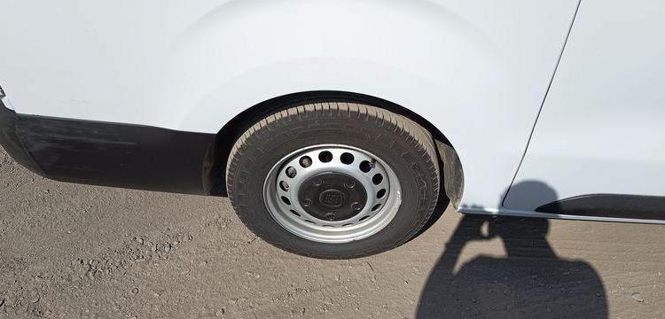 FIAT e-SCUDO 75 KWH 6,1 LONG BUSINESS BLANC GT-867-HT