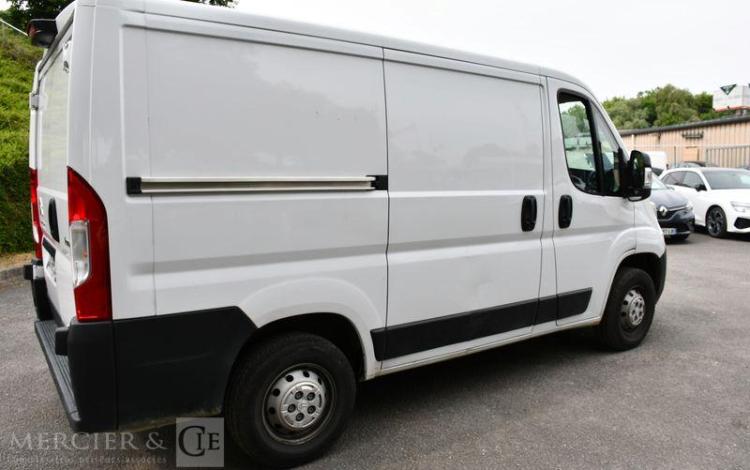 CITROEN JUMPER FOURGON 2.2 BLUEHDI 140 30 L1H1 CLUB BLANC GV-889-SV