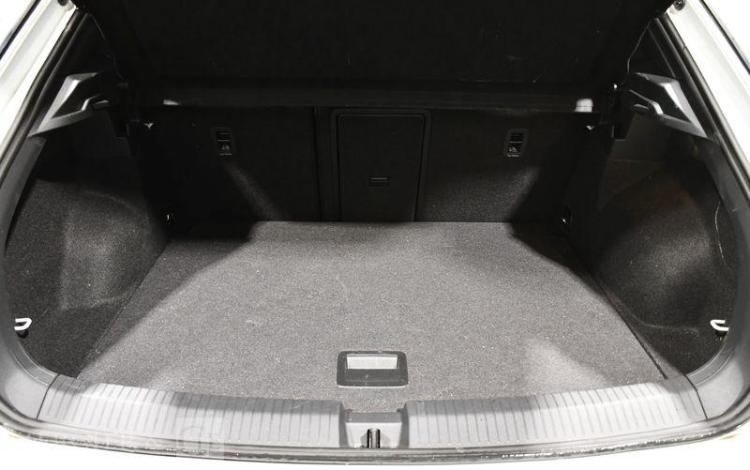 VOLKSWAGEN T-ROC BLANC GX-159-YW