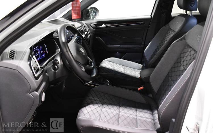 VOLKSWAGEN T-ROC BLANC GX-159-YW