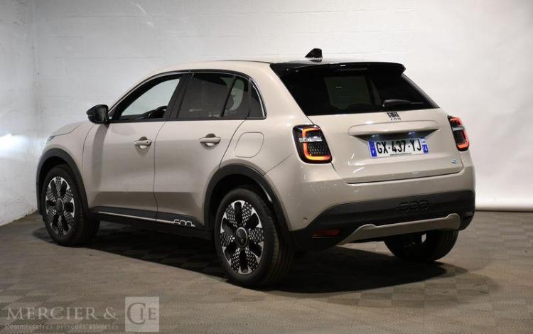 FIAT 600 ELECTRIQUE 54KWH LA PRIMA BEIGE GX-437-YJ
