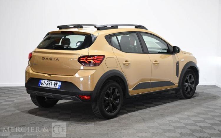 DACIA SANDERO STEPWAY 1.0 TCE 110 EXTREME PLUS OR GY-381-WK